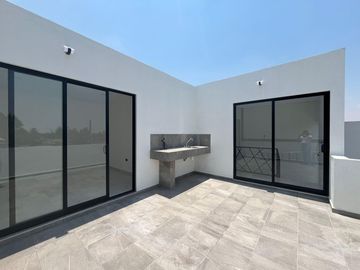 Casa en venta en Montebello Residencial, a unos metros de Parque Loro