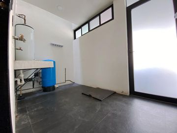 Casa en venta en Mallorca Park, con amplios espacios a 2min de Atlixcayotl y Chedraui Selecto
