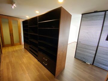 Casa en venta en Mallorca Park, con amplios espacios a 2min de Atlixcayotl y Chedraui Selecto