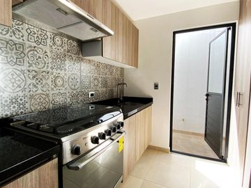 Casa en venta en Parque Real, Cuautlancingo. 2 niveles, exclusivas amenidades desde $1,994,000