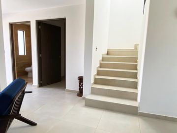 Casa en venta en Parque Real, Cuautlancingo. 2 niveles, exclusivas amenidades desde $1,994,000