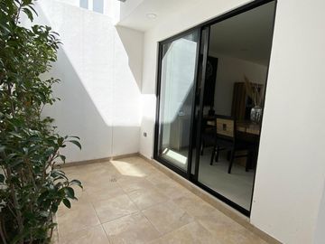 Casa en venta en Parque Real, Cuautlancingo. 2 niveles, exclusivas amenidades desde $1,994,000