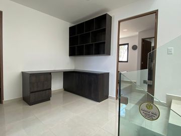 Casa en venta en Parque Real, Cuautlancingo. 3 niveles, exclusivas amenidades desde $2,600,750