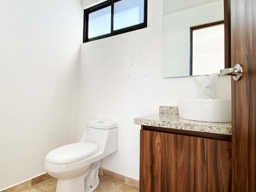 Casa en venta en Parque Real, Cuautlancingo. 3 niveles, exclusivas amenidades desde $2,600,750