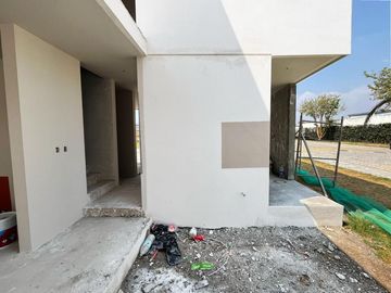 Casas en venta en Monterreal con diseño único e innovador a 15min. del Aeropuerto de Puebla y Cerro Zapotecas