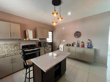 CASA EN RENTA EN PRIVADA ZONA ALTABRISA