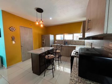 CASA EN RENTA EN PRIVADA ZONA ALTABRISA