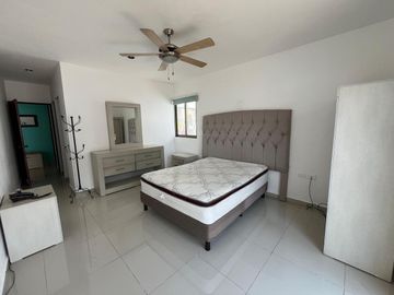 CASA EN RENTA EN PRIVADA ZONA ALTABRISA