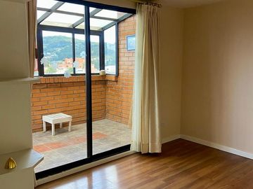 HERMOSO DEPARTAMENTO EN VENTA,  SECTOR VIRGEN DE BRONCE