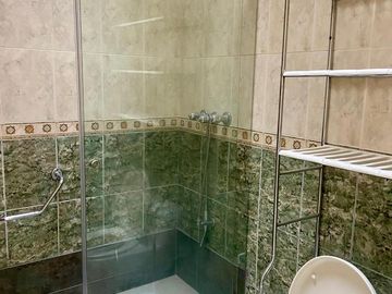 HERMOSO DEPARTAMENTO EN VENTA,  SECTOR VIRGEN DE BRONCE