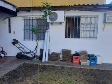 Casa PH en venta en Castelar Sur