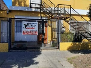 Casa PH en venta en Castelar Sur