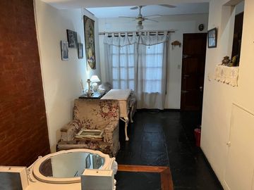 Triplex en venta en Villa Sarmiento
