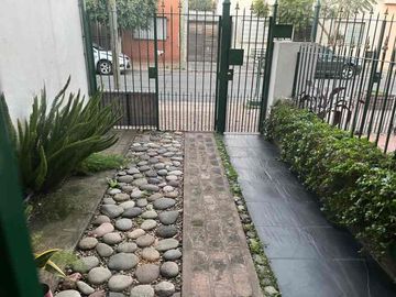 Triplex en venta en Villa Sarmiento