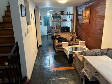 Triplex en venta en Villa Sarmiento