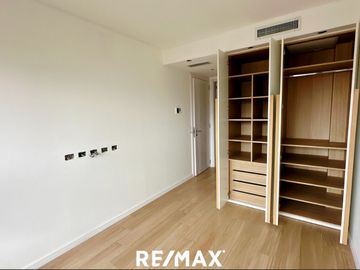 VENTA DEVOTO DPTO PISO 293 M2 - 2 COCHERAS TERRAZA