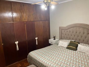 Venta Casa 5 Amb con Jardin y Pileta Temperley