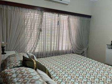 Venta Casa 5 Amb con Jardin y Pileta Temperley