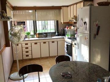 CASA VENTA VILLA LUZURIAGA 4 AMBIENTES