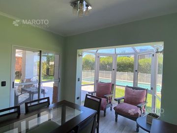 CASA EN VENTA EN FINCAS DEL LAGO – MAROTO PROPIEDADES