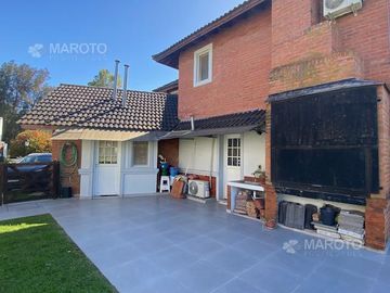 CASA EN VENTA EN FINCAS DEL LAGO – MAROTO PROPIEDADES