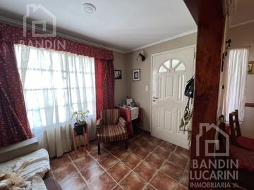 Casa en Berazategui en Venta A metros de Plaza Ducilo.  2 Casas PH Juntas.
