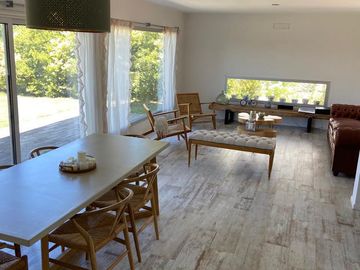 VENTA DE  CASA EN EL CANTON BARRIO GOLF
