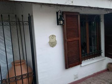 Casa en  venta tres dormitorios, Urca