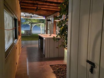 Canchera y Luminosa Casa en Venta en Santa Barbara!
