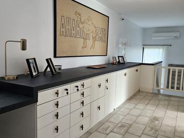 Canchera y Luminosa Casa en Venta en Santa Barbara!