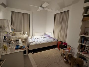 Canchera y Luminosa Casa en Venta en Santa Barbara!