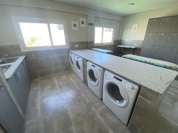 Lobos 41, Wilde ¡3 Ambientes al frente en Venta!