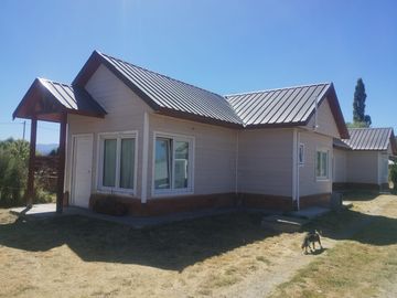 Hermosas 2 Cabañas de material en seco, en Cholila OPORTUNIDAD!! USD 50.000 C/U