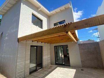 PH EN VENTA EN NUEVO BARRIO SAN RAFAEL -GAS NATURAL