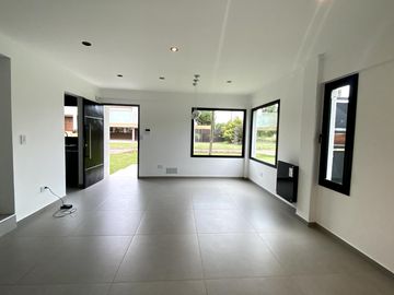 PH EN VENTA EN NUEVO BARRIO SAN RAFAEL -GAS NATURAL