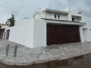 CASA EN VENTA O RENTA LA CAMPIÑA