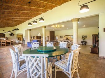 Casa campestre dentro de Coto Privado en San Isidro Mazatepec