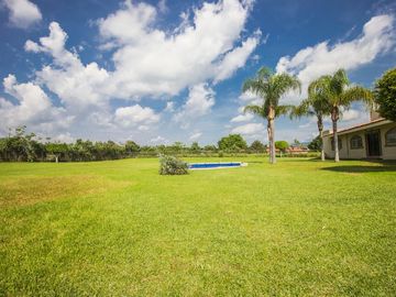 Casa campestre dentro de Coto Privado en San Isidro Mazatepec