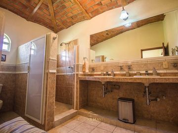 Casa campestre dentro de Coto Privado en San Isidro Mazatepec