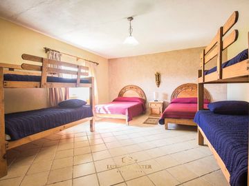 Casa campestre dentro de Coto Privado en San Isidro Mazatepec
