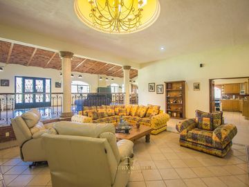 Casa campestre dentro de Coto Privado en San Isidro Mazatepec