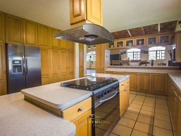 Casa campestre dentro de Coto Privado en San Isidro Mazatepec