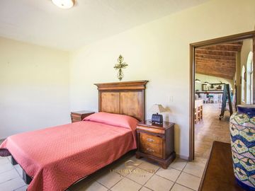 Casa campestre dentro de Coto Privado en San Isidro Mazatepec