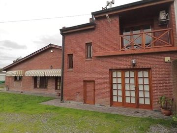 Venta casa quinta 5 amb con pileta cubierta Mar del Plata