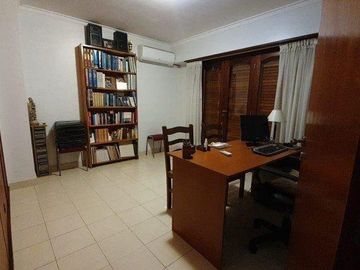 Venta casa quinta 5 amb con pileta cubierta Mar del Plata