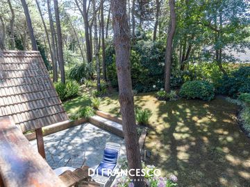 Casa de  5 ambientes en Venta en Pinamar - Fragata La Victoria 3852 - Retasada
