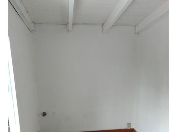 Casa en venta - 3 Dormitorios 2 Baños - Cochera - 641Mts2 - Longchamps, Almirante Brown