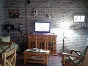 Quinta en venta - 2 dormitorios 1 baño - patio y pileta - 3200 mts2 - Coronel Brandsen