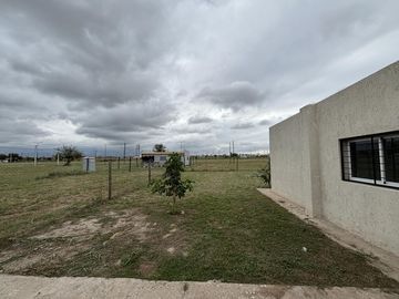 Venta, Casa de 2 dormitorios a estrenar en 1 sola planta, Barrio Norte II