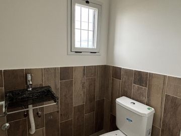 Venta, Casa de 2 dormitorios a estrenar en 1 sola planta, Barrio Norte II